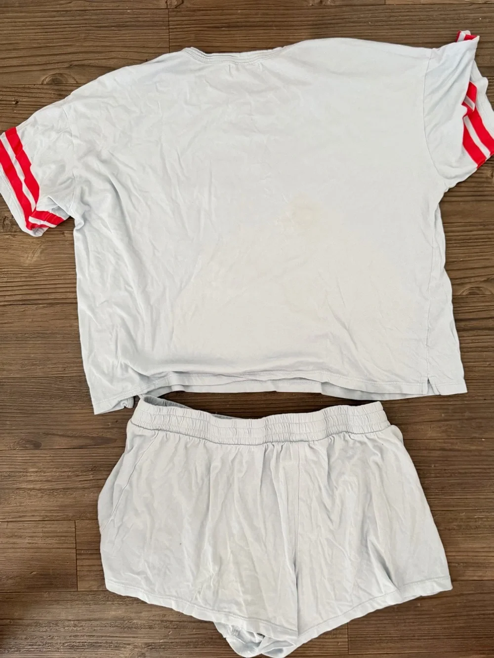 Light Blue 'Ma Chérie' Tee & Shorts Set with Red Accents